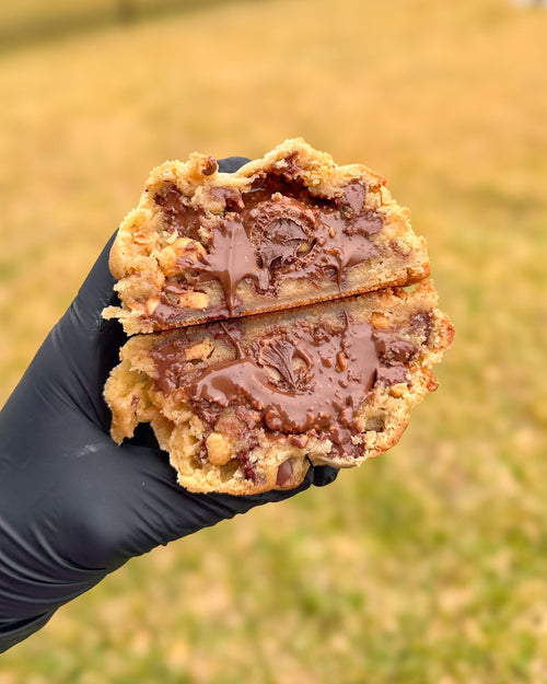  Fresh baked Blanc Ferrero Rocher stuffed cookie with white chocolate hazelnut cream gourmet NY style thick soft cookie shipped nationwide Star Cookies Orlando